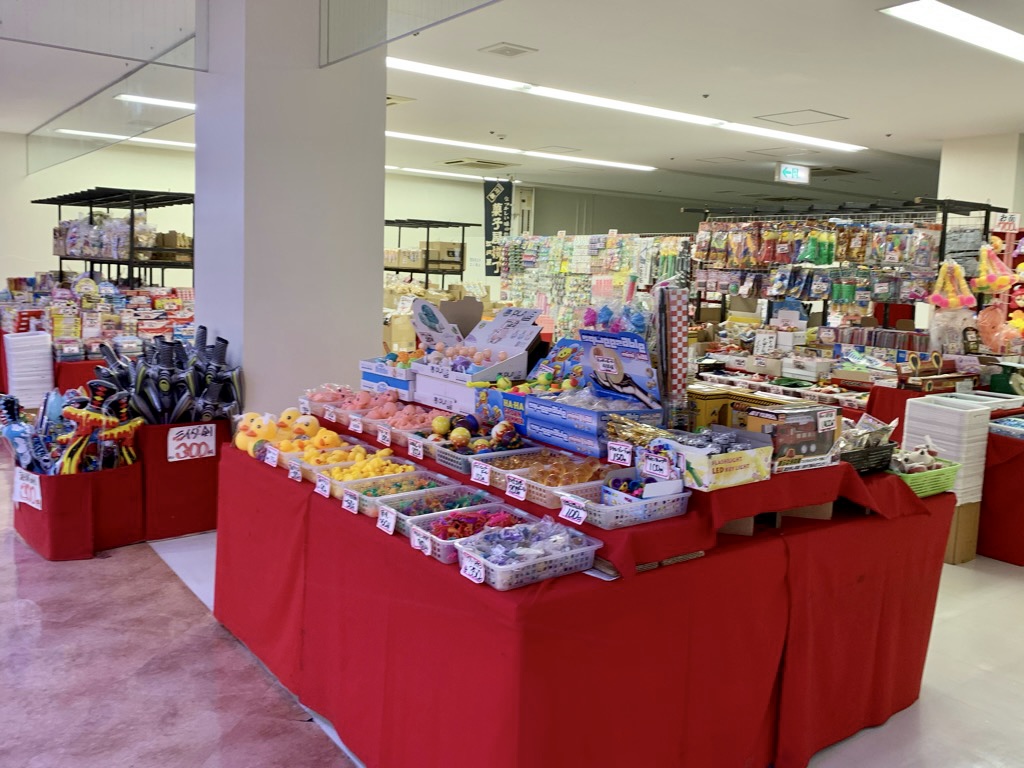 草加市 川越の菓子屋横丁にもある駄菓子屋さん 江戸屋 が 現在ベルクス草加松原店に出店中です 号外net 草加市