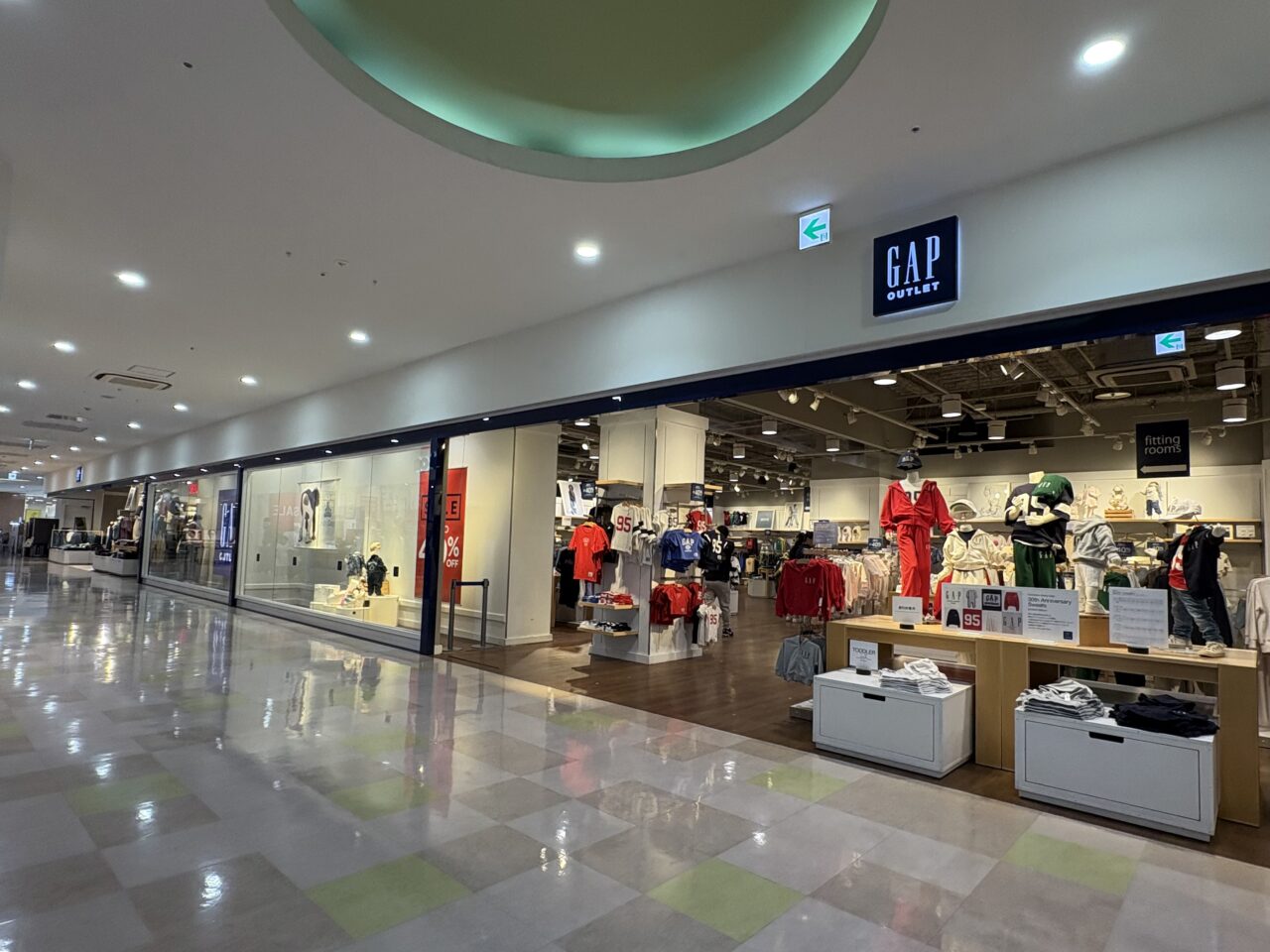 Gap Outlet島忠草加舎人店　閉店