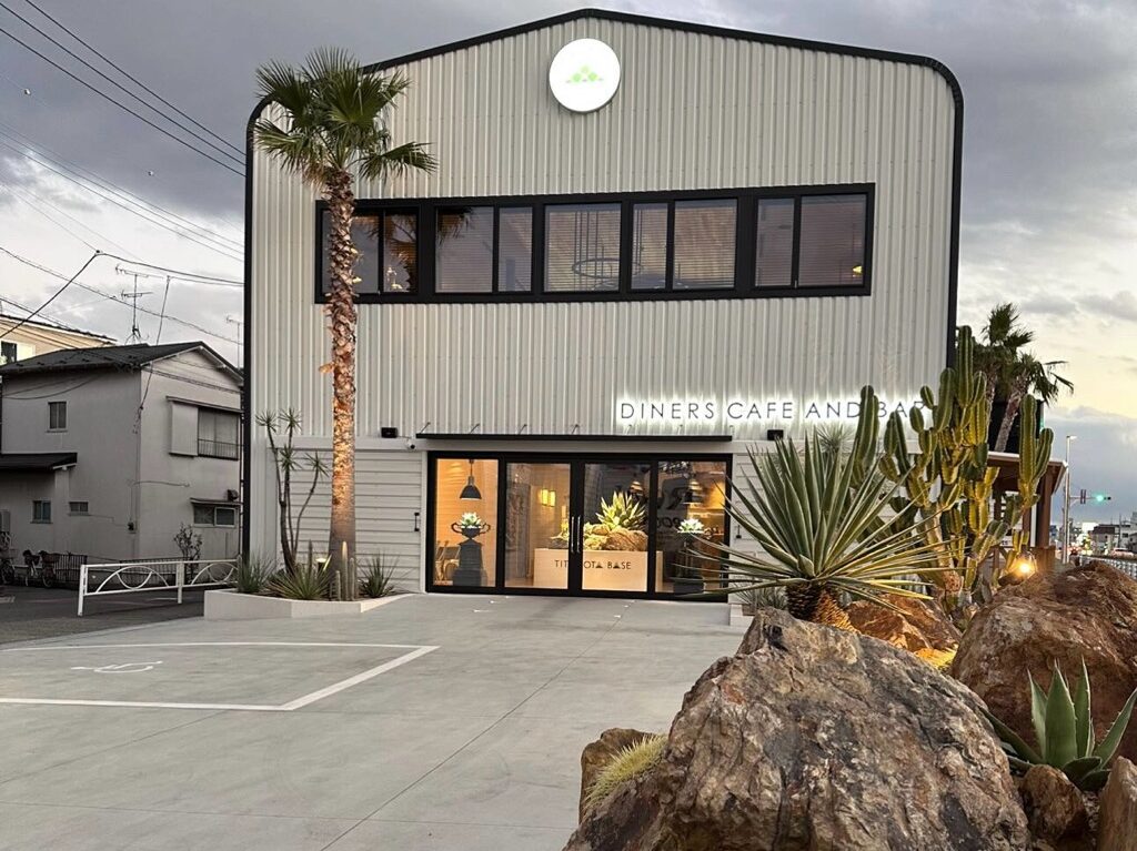 TITANOTA BASE（チタノタベース）オープン