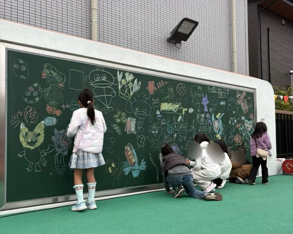 でんでん公園オープン!まちニワあそびば