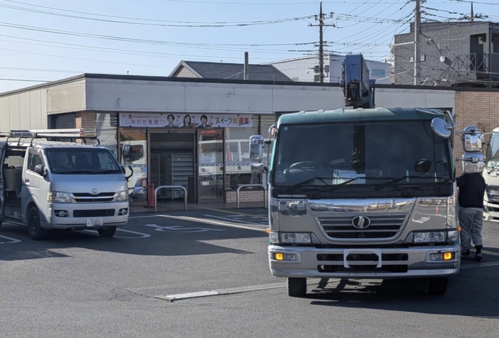 セブンイレブン草加新田店　建て替え工事　再オープン